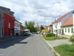 ulica v mestečku