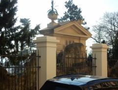 Černá punčocha