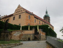 Okresní město