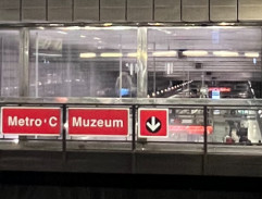 V metru