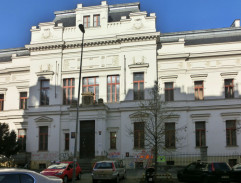 Budova akademie