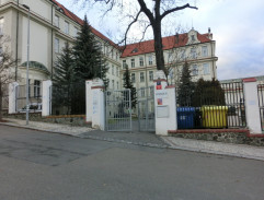gymnázium