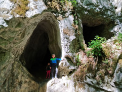Výstup z jeskyně