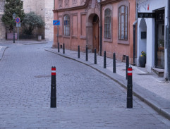 16. Dáma s erbem