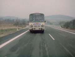 Autobus s pejskaři