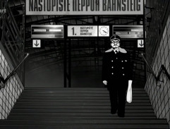 schody na nástupište