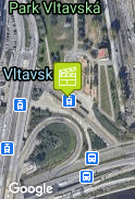 reklama na zastávke električky