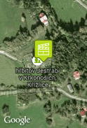 pred kostolom