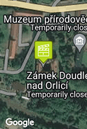 Nádvoří zámku Hůrka II