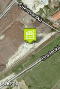 V ruinách