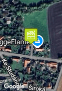 pred domom Renáty Lukášovej 2